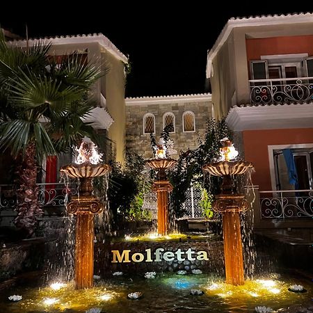 Molfetta Beach Hotel Gouviá Eksteriør bilde